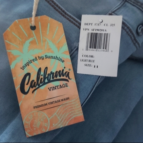 California Vintage Premium Wash Blue Jeans - Picture 7 of 8